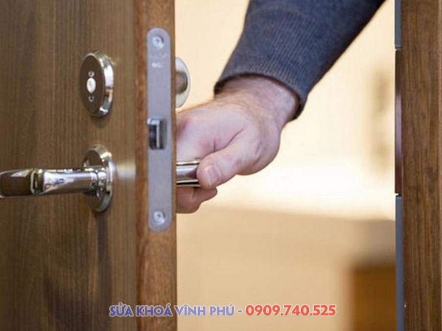 Thợ Mở Khóa Cửa Chuyên Nghiệp