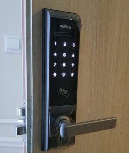 Dịch Vụ Thay Pin Khóa Cửa Hafele