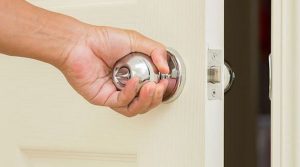 Mở Khóa Cửa Tay Nắm Chuyên Nghiệp